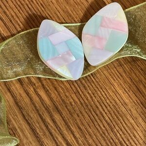 Avon 1992 Mother of Pearl multicolored clip earrings.